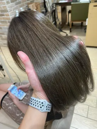 ミディアム ETOWA shinjuku所属・小顔似合わせ提案/ レイヤー/川澄かずまのヘアスタイル