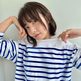 ショート カラー あやめ【顔まわり/レ イヤー/柔らかカラ】のヘアスタイル
