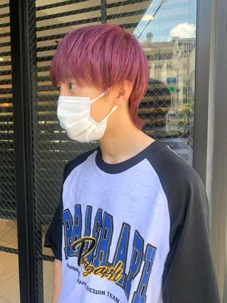 ショート 淡いハイトーンカラー レイヤーカットゆうかのヘアスタイル