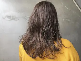 セミロング カラー パーマ 牛山 静香のマツエク・マツパデザイン