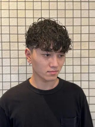 メンズ leo/ロング／ レイヤーカット⛈️のヘアスタイル