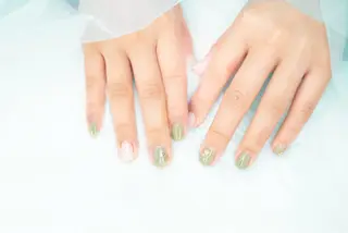 ネイル Reverb❁︎ 井上のネイルデザイン