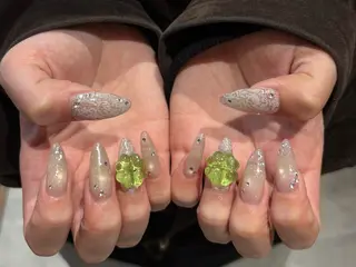 ネイル 石川 萌香のネイルデザイン