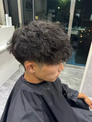 ショート スパイキーショート/ フェードカット/石田のヘアスタイル