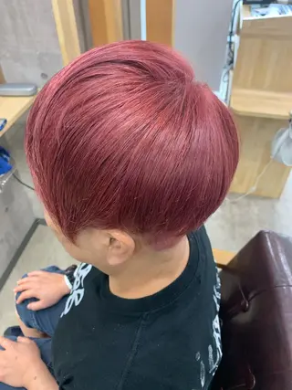 ショート カラー memento 斎藤大覚のヘアスタイル