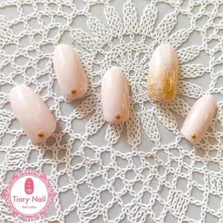 ネイル tiarynail K Kのネイルデザイン