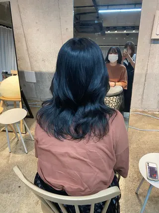 ミディアム 飯田 みづきのヘアスタイル