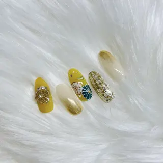 ネイル Revia所属・Revia おおだちあやなのネイルデザイン