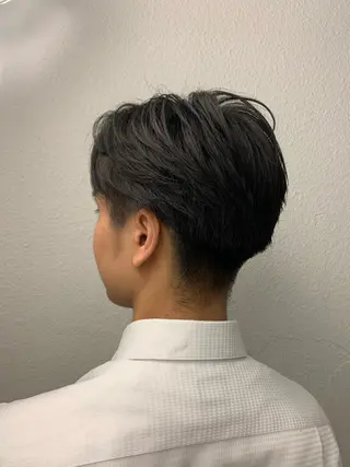 ミディアム メンズ ヒロ銀座 バーバーショップ神楽坂所属・ひらお あおとのヘアスタイル