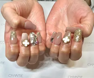 ネイル CHARME 🤎〔RINA〕のネイルデザイン