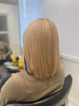 ミディアム Go   Today シェアサロン　横浜店所属・【ただの天才 🎨】のヘアスタイル