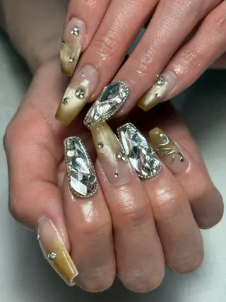 ネイル ✴︎ Delightのネイルデザイン