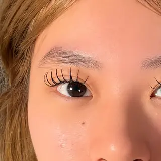 マツエク・マツパ eyesalon Liina所属・eyelash Liinaのマツエク・マツパデザイン