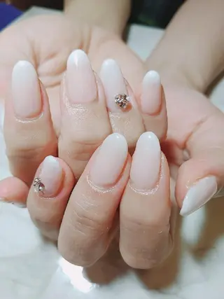 ネイル a.m.p nail所属・高山 奈津美のネイルデザイン