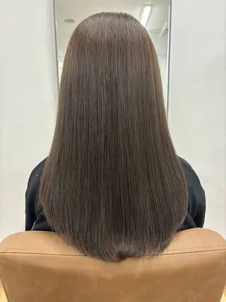 ロング カラー モエカ -YUCCA-のヘアスタイル