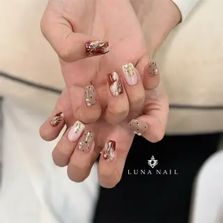 ネイル アトリエ　ミモザ所属・いまむら あかりのネイルデザイン