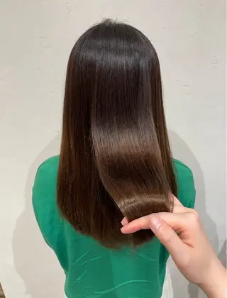 セミロング Koharu🍓/ 透明感/ツヤ髪のヘアスタイル