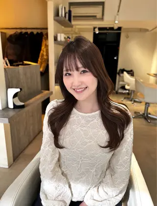 セミロング ♥️透明感×抜け感 ベージュ/佑珠♥️のヘアスタイル