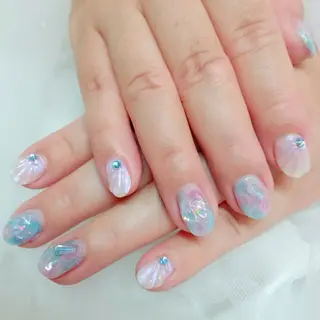 ネイル 柘植 祐子のネイルデザイン