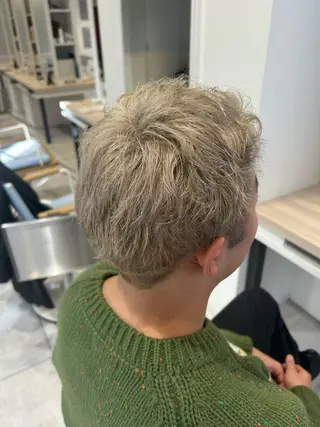 カラー メンズ 《.Xian》ミサキ /艶髪/メンズパーマのヘアスタイル