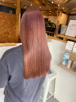 ロング 上村 恵里佳のヘアスタイル