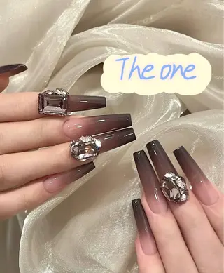 ネイル Theone栄店 赤松のネイルデザイン