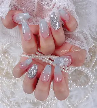 ネイル She   Nail所属・ISA_ BELLAのネイルデザイン