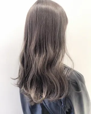 セミロング カラー ヘアアレンジ 透明感カラー× レイヤーカット✨高梨のヘアスタイル