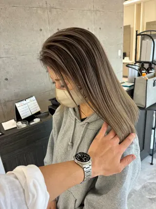 ミディアム カラー SUZU/岡山/矯正 ブリーチ/レイヤーのヘアスタイル