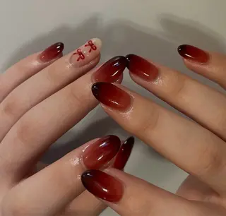 ネイル Nailsalon Olu所属・ネイリスト Nanaのネイルデザイン