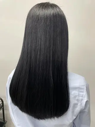 Ella所属・nana【艶髪】/ レイヤー/縮毛矯正のヘアスタイル