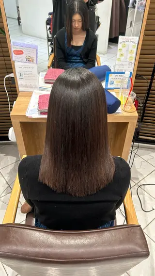 ミディアム 髪質改善／艶髪／ タカハシ セリナのヘアスタイル