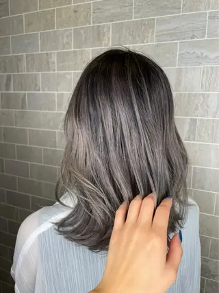 セミロング 柳井 瑠菜のヘアスタイル