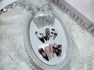 ネイル Jerry Novaのネイルデザイン