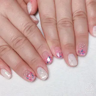 ネイル THECOLORS所属・近貞 莉奈のネイルデザイン