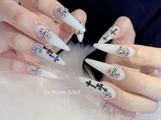 ロング Rin Nail 新大久保店のネイルデザイン