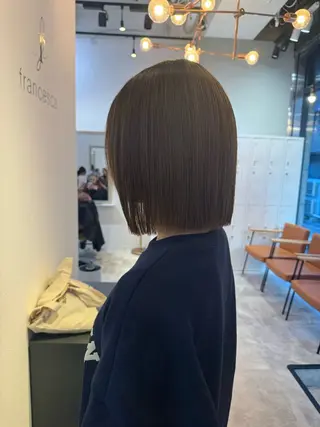 ショート カラー 赤み無し柔らかカラー 【梅田】madokaのヘアスタイル