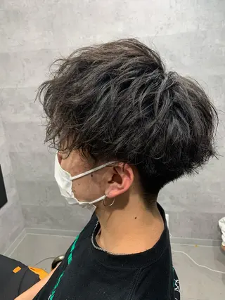 ミディアム パーマ メンズ _WHITE所属・黒川 陵のヘアスタイル