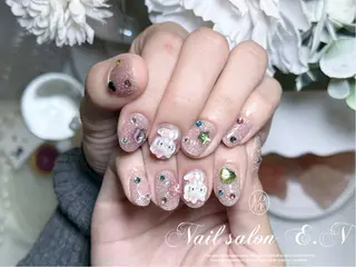 ネイル E.N🦋 長さ出し/持ち込みのネイルデザイン