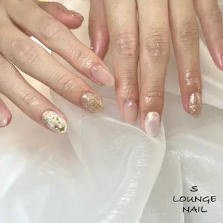 ネイル S LOUNGE NAIL所属・パーツたくさん🍓 SUMIのネイルデザイン