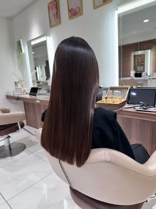 ロング 篠塚 菜々子のヘアスタイル