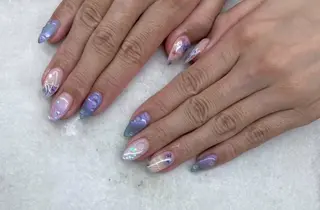 ネイル *RAIMU* HOLOGRAMのネイルデザイン