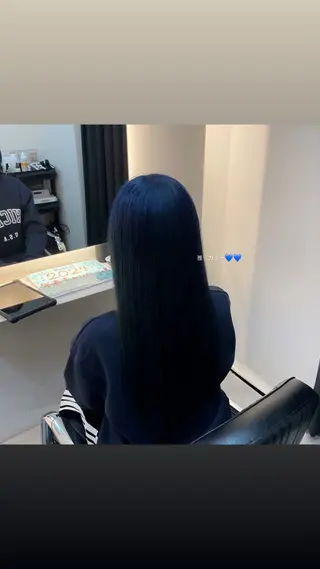 ロング tsumugi / ワンカラーのヘアスタイル