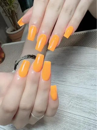 ネイル シェヌネイル JURAのネイルデザイン