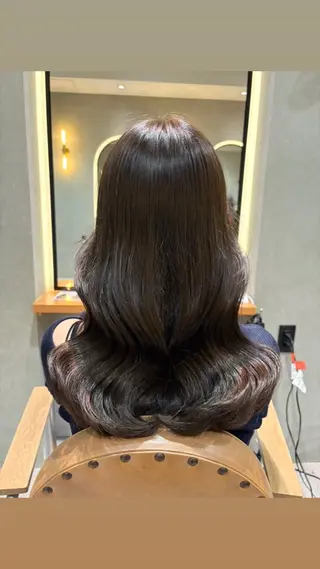 セミロング カラー La fith hair corona 河原町所属・福政 日菜多のヘアスタイル