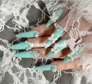 ネイル MINAMI nailsのネイルデザイン