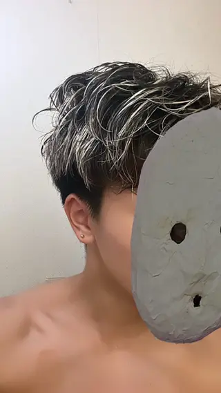 カラー メンズ ブリーチカラー✨ じょあ☆のヘアスタイル