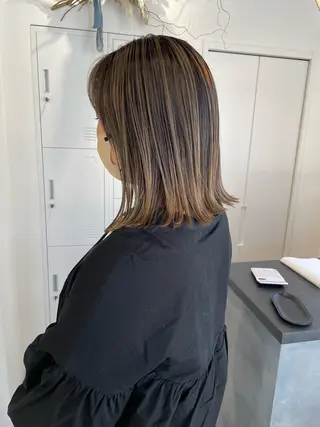 ミディアム 河内 元伸のヘアスタイル