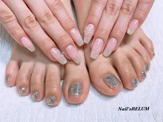 ネイル THECOLORS所属・近貞 莉奈のネイルデザイン