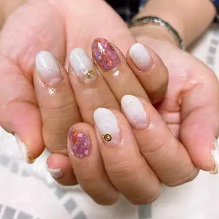 ネイル The Best Beauty受付担当のヘアスタイル